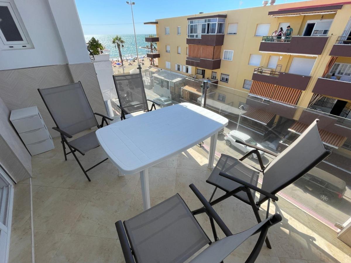 Vistas Al Mar A 10 Metros De La Playa De Regla Parking Gratis Apartment Chipiona Ngoại thất bức ảnh